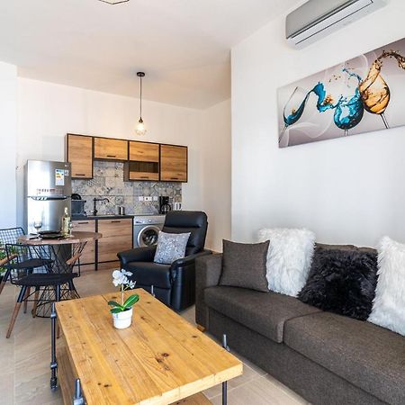 Nala - 2 Bedroom Apartment In 라르나카 외부 사진