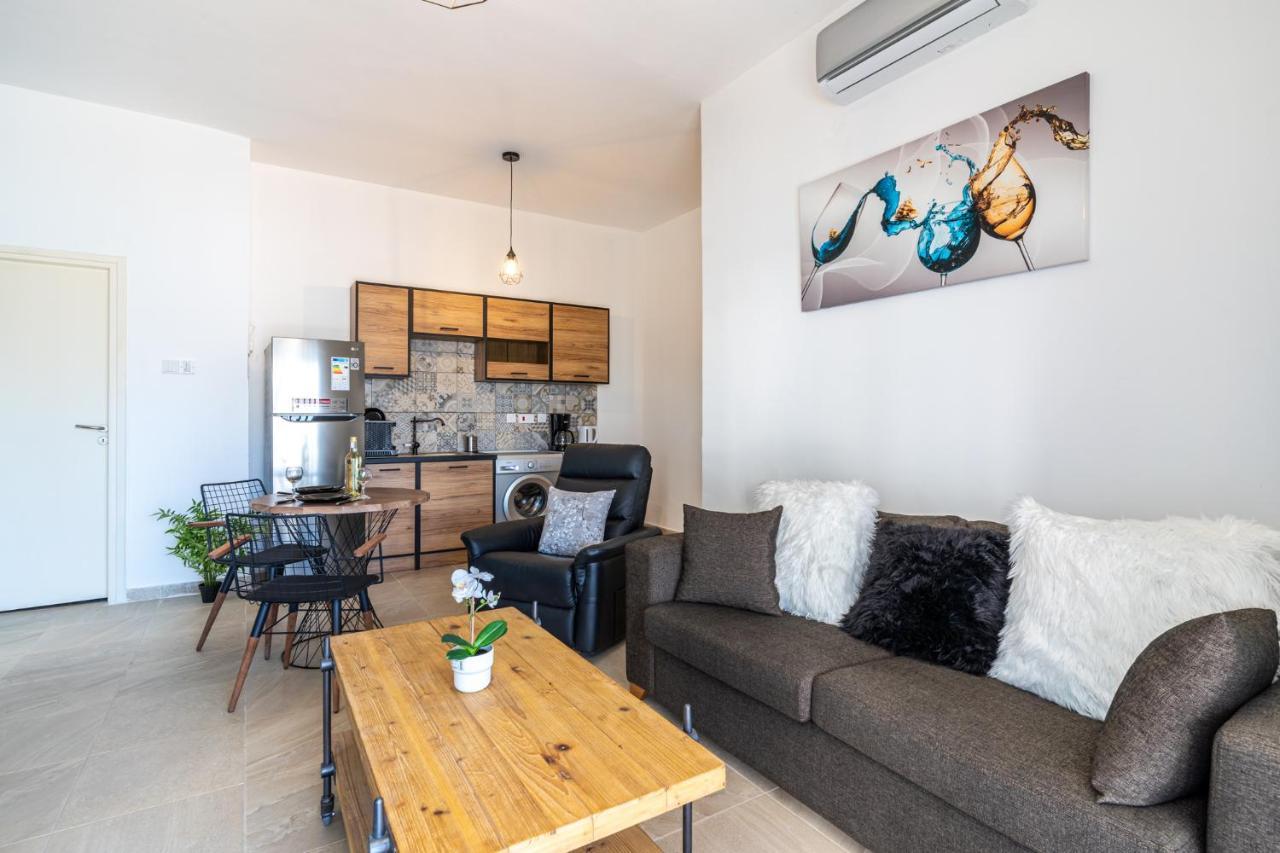 Nala - 2 Bedroom Apartment In 라르나카 외부 사진